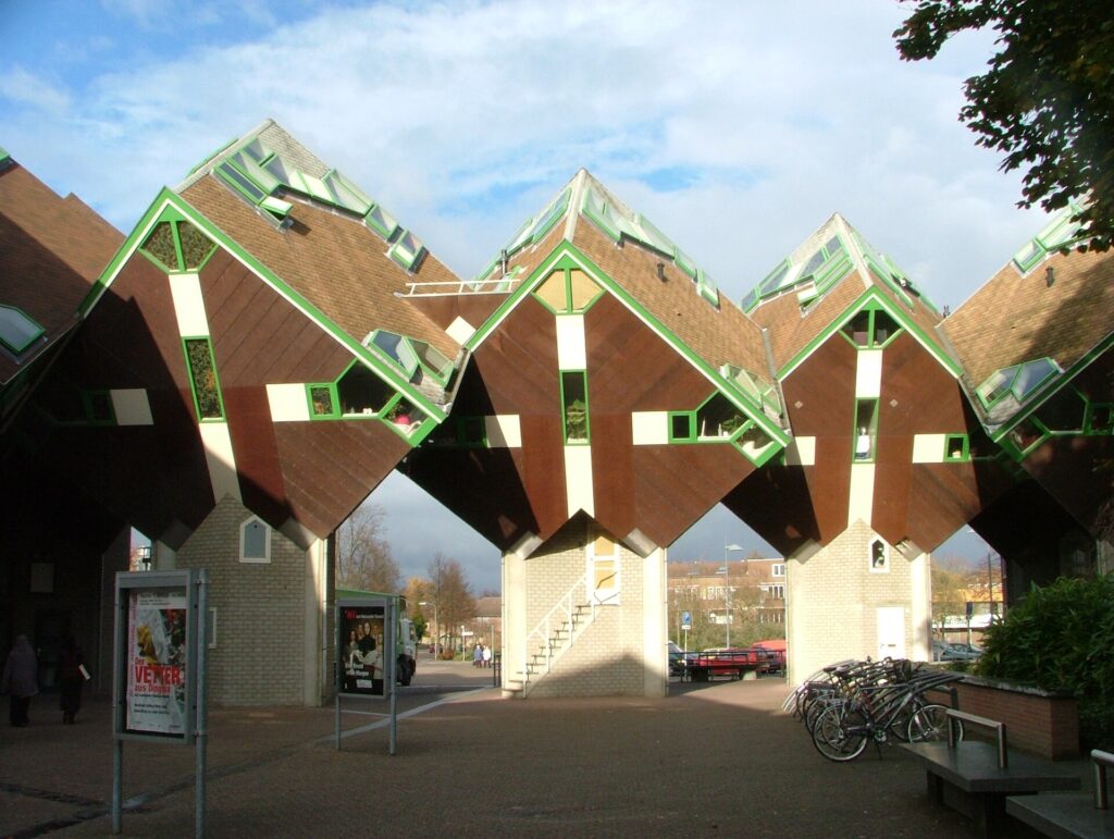 Huis huren in Helmond: de kubuswoningen aan het Speelhuisplein in Helmond