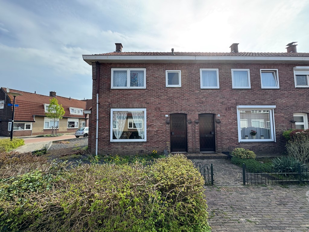 Kamer in Enschede (HUU-946061)