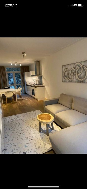 Kamer in Amsterdam (HUU-757807)