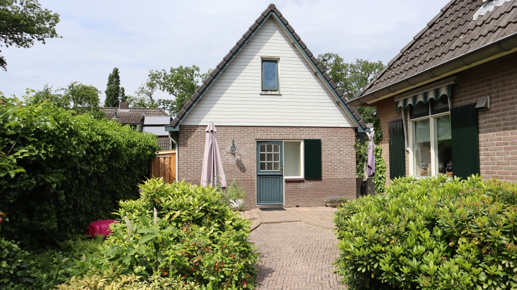 Woning aan de Hogeweg, 7437VH, Bathmen in Bathmen